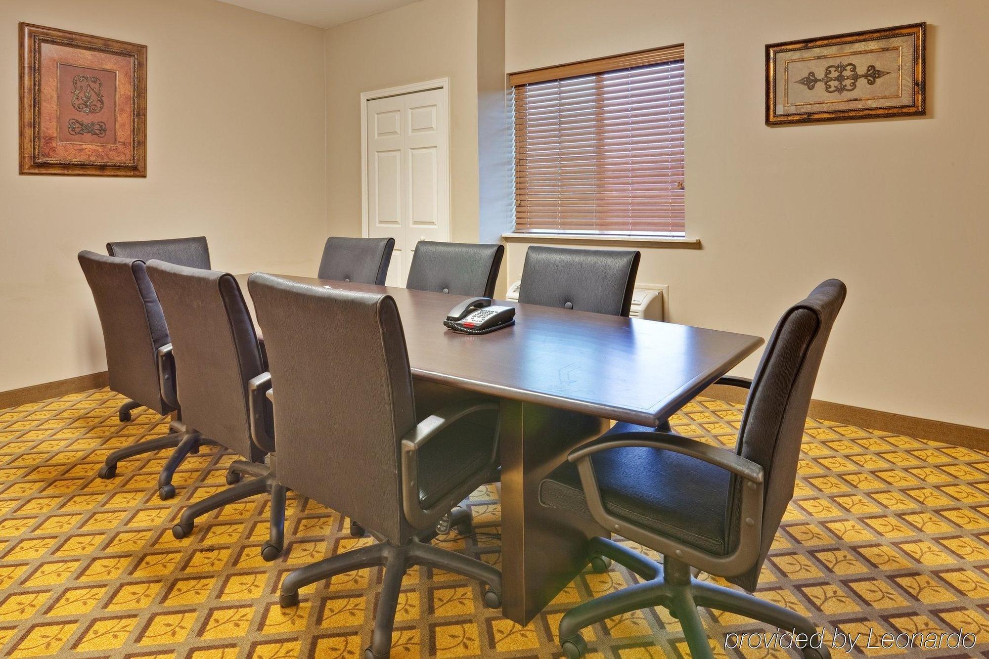 Candlewood Suites Clarksville By Ihg Einrichtungen foto