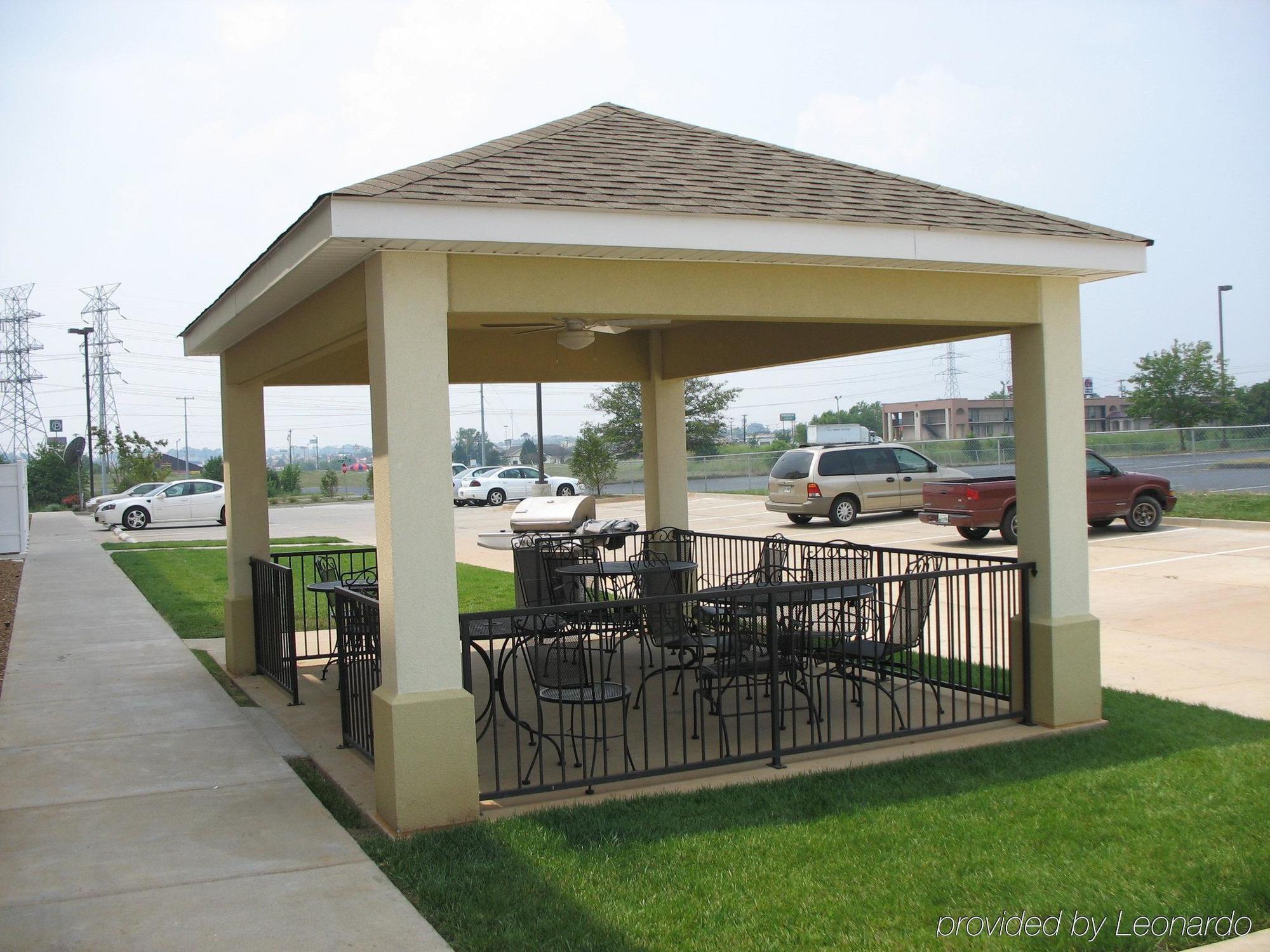 Candlewood Suites Clarksville By Ihg Exterior foto